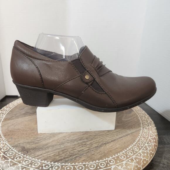 NWOT Bass Brown Faux Vegan Leather Blair Go to Comfort Slip on Shoes Women 8.5 - Picture 6 of 8